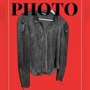 Betsy Johnson (L) Black Snakeskin Embossed Jacket With Back Peplum